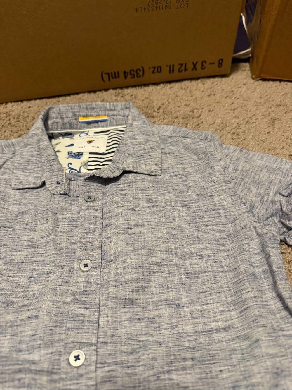 Bundle of 4 - 2 button down shirts and 2 jeans - Size 7 - Picture 9 of 11
